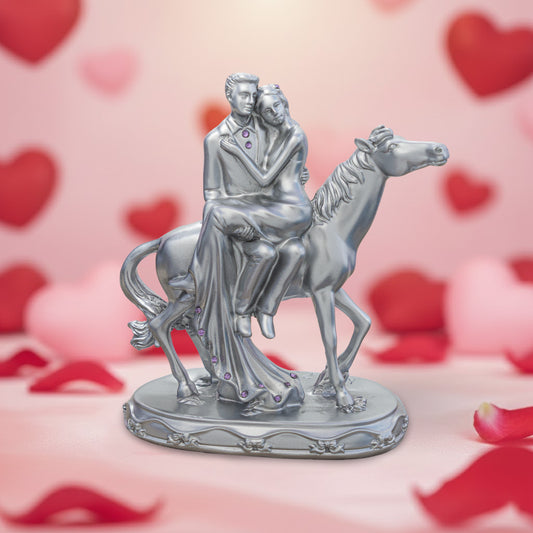 Sudaya Crafts Resin Romantic Valentine Love Couple Statue