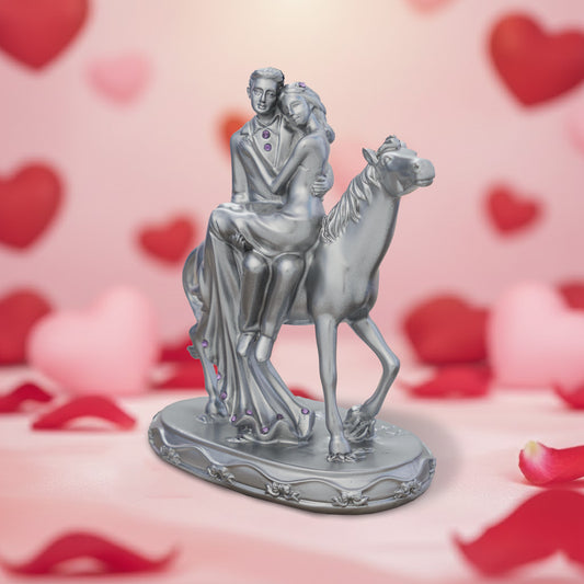 Sudaya Crafts Resin Romantic Valentine Love Couple Statue